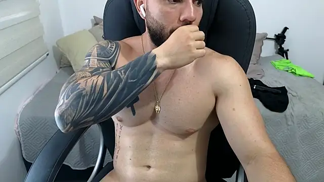 Isaac_Carter webcam
