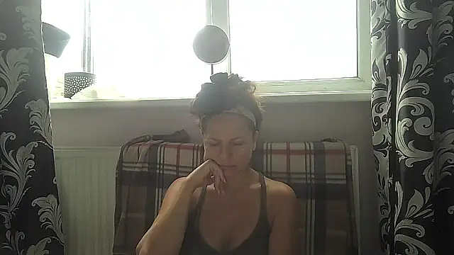 LindaStarS webcam