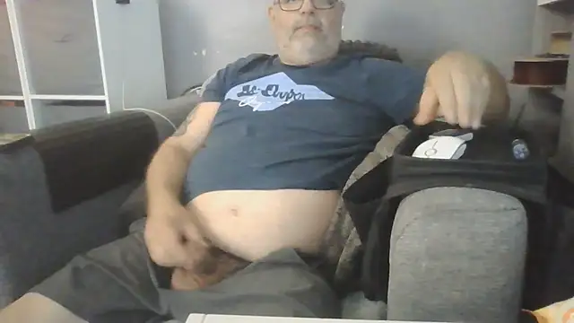 Naturistmale45 webcam