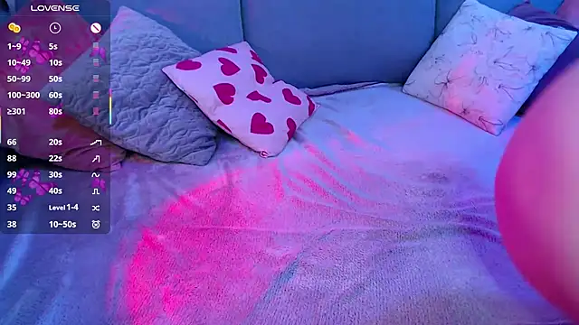 IvyLebelly webcam
