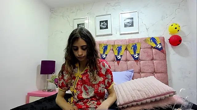 KatalinaLaurent webcam