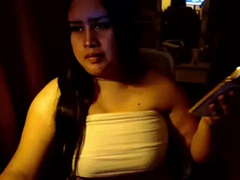 lovelygirlxxx webcam