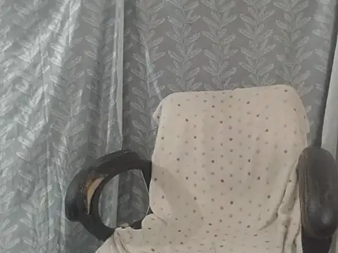cute-priy webcam