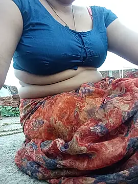 Menka_cut34 webcam