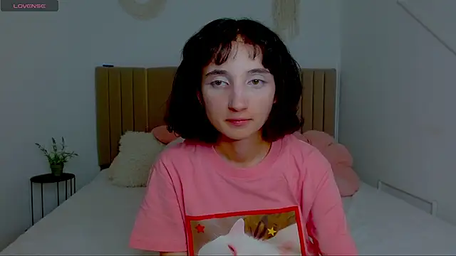 Little_zoi webcam