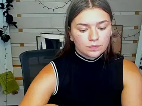 Josephine_Kiss webcam