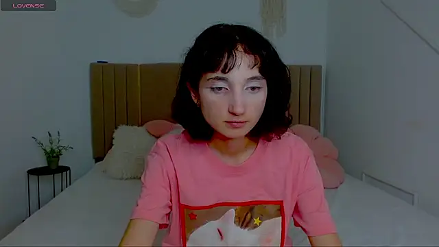 Little_zoi webcam