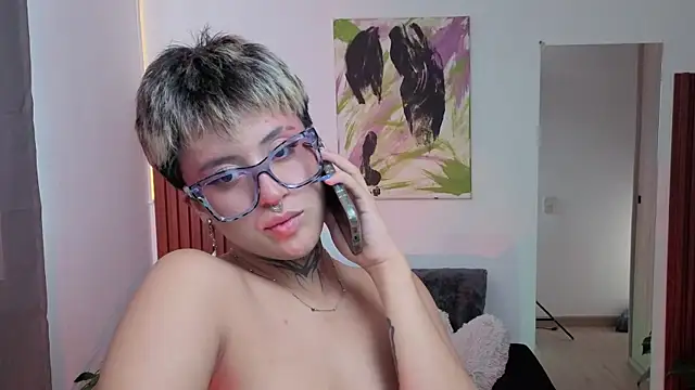 Rebeka-baker webcam