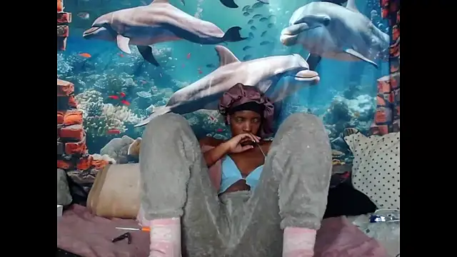 AfricanBarbiee69 webcam