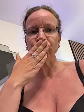 AnnikaRose webcam