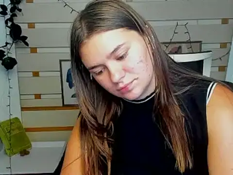 Josephine_Kiss webcam