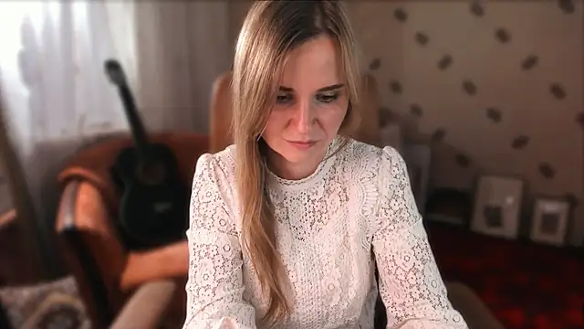 MiaSparkes webcam