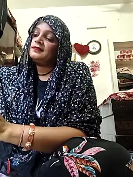 Mohni_love webcam
