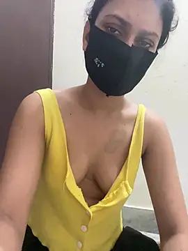 kavyq3791 webcam