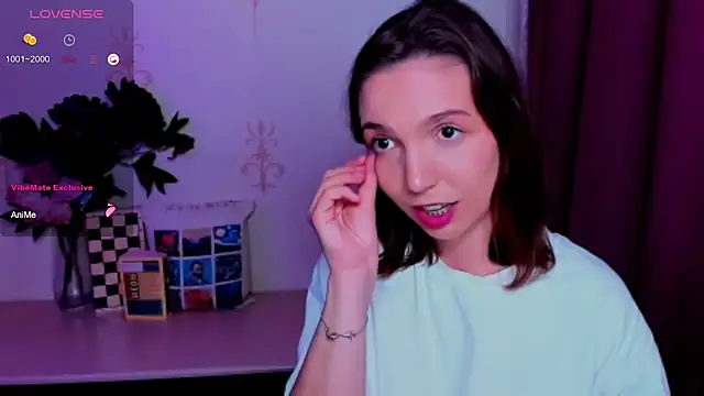 KindHazelHere_ webcam