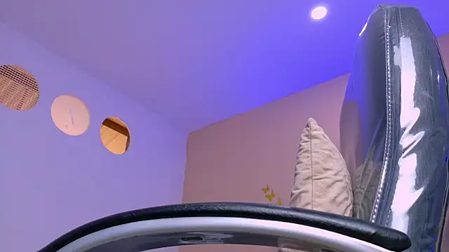 Nascary_Fox webcam