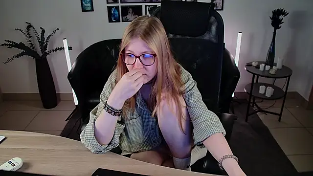 lanafitch webcam