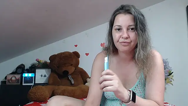 SweetMaddy888 live cam on StripChat