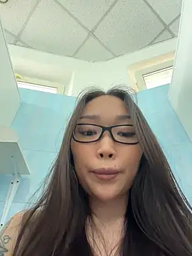 trytomakememoam webcam