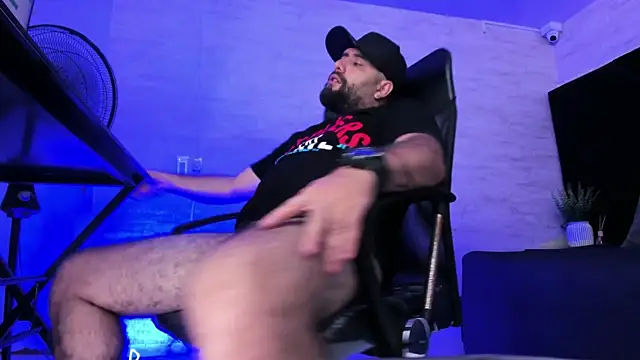 jhon_bear03 (M young) - worship your king until he cum