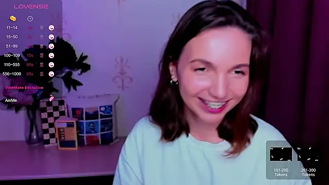 KindHazelHere_ webcam