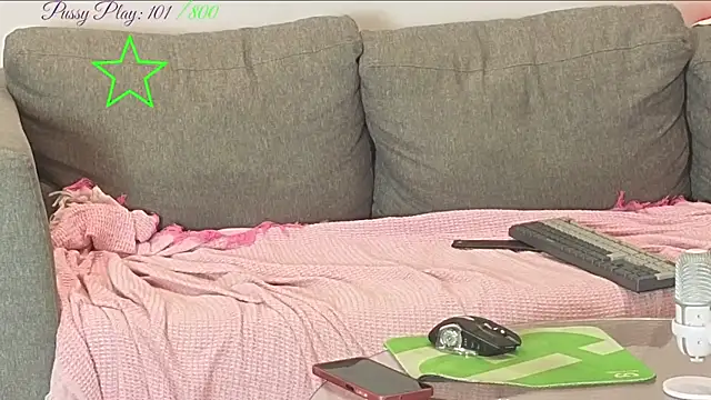 JadeStarUK webcam