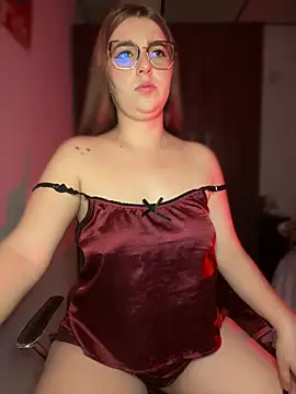 CoraVibes live cam on StripChat