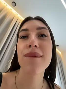 BOOMFOXY live sex cam