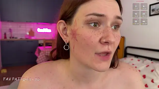 Red_OnTop webcam