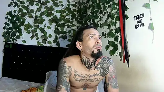 caribbeanlover1 webcam