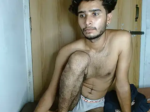 CoralN live cam on StripChat