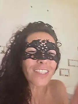 EmySkinny85 webcam