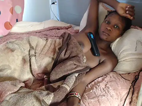 CandyLovesU2 webcam