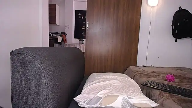 yselahot webcam