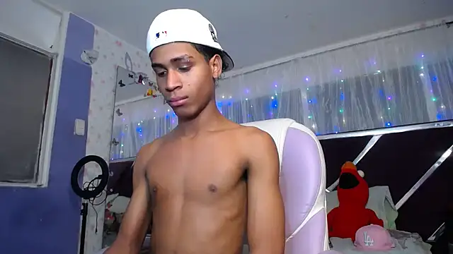 Santy_bigcock_01 live sex cam