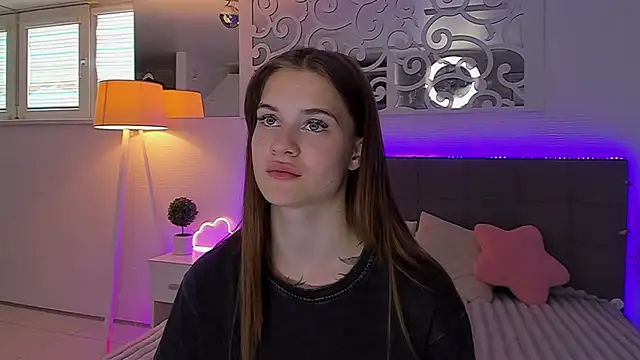 LuisaClover webcam