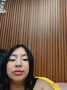 Amber_Herrera live cam on StripChat