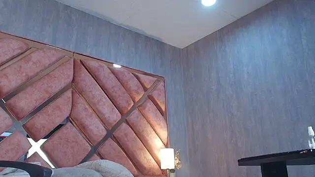TamaraaHoney webcam
