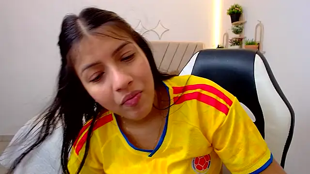 zara_cute webcam