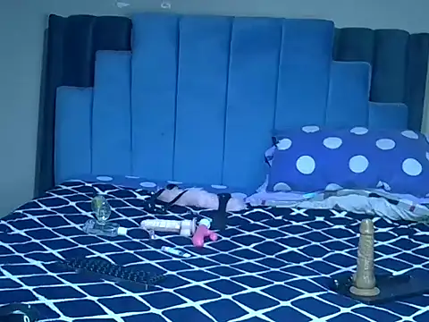 melanin_moon webcam