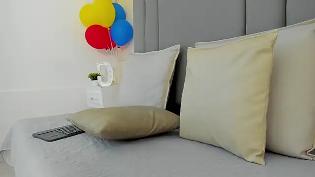 CannelaSmith webcam