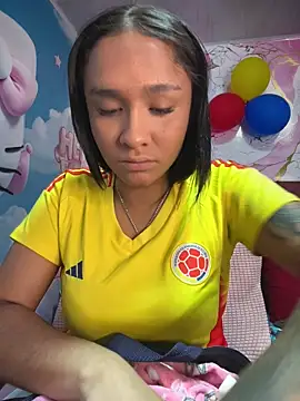 Isabella-Teen webcam