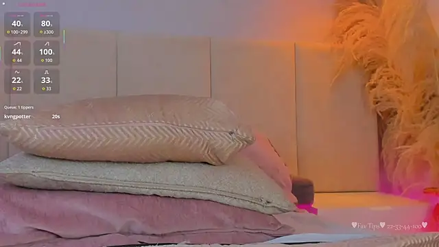 aprilebony_ webcam