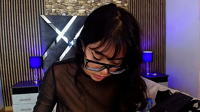 Amy_channel webcam