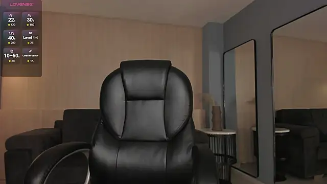 MaryLewis_ webcam