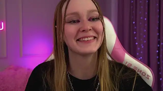 AgataFoxley webcam