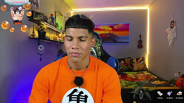 Damian_latinxxx live cam on StripChat
