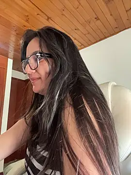 SWEETLILY18 webcam