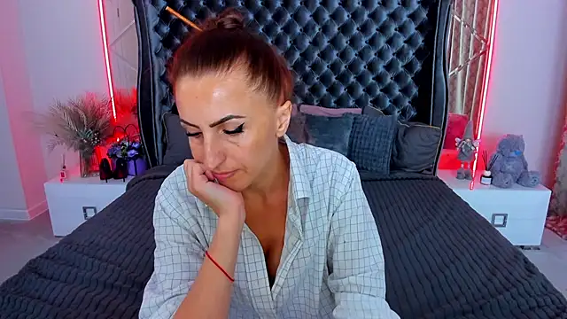 Rebecca_Diamond webcam