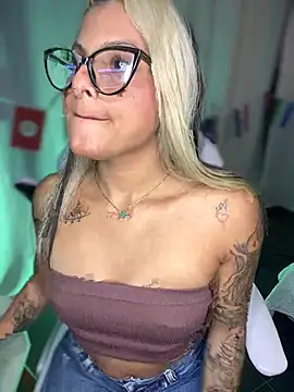 Megan_browns1 webcam